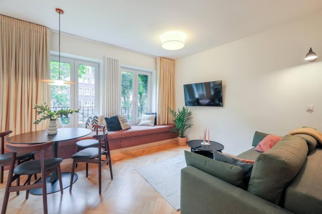 Cityscape Haven: Urban Retreat Gdańsk Kültér fotó